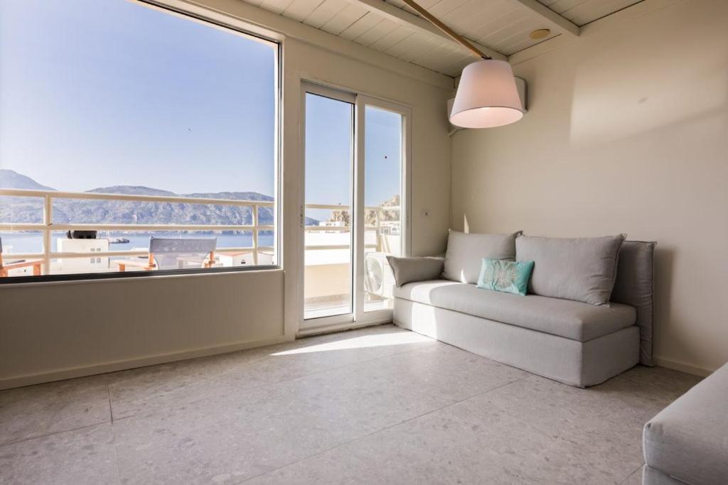 Lemon Tree House Aparthotel การ์ปาตอส ภายนอก รูปภาพ