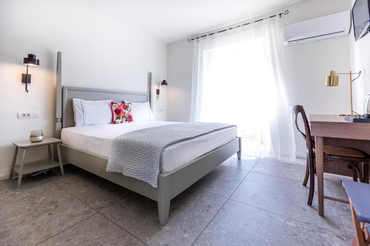 Lemon Tree House Aparthotel การ์ปาตอส ภายนอก รูปภาพ